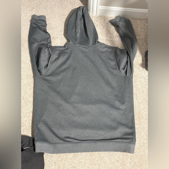 Under Armour Charcoal Hoodie with Red Accents size XL - Picture 4 of 4